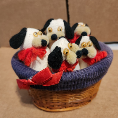 Basket Full Of Puppies Decoration with 5 Puppies