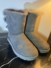 Stivaletti grigi UGG Bailey Bow II da donna taglia US 8 invernali moda abito casual