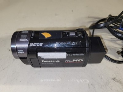 Panasonic Handycam HDC-SD800 Handheld Digital Video Camera with battery