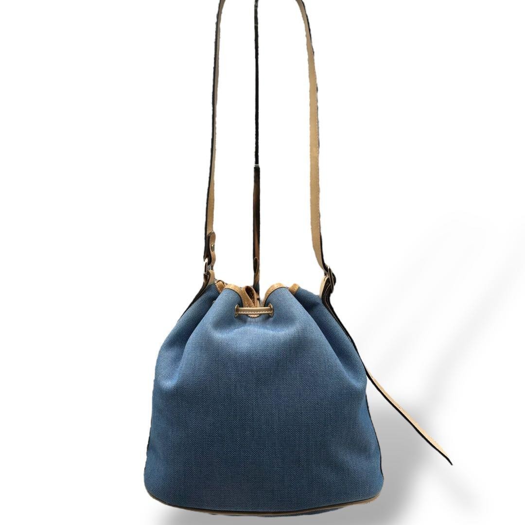 Beautiful Condition Longchamp Drawstring Shoulder… - image 5