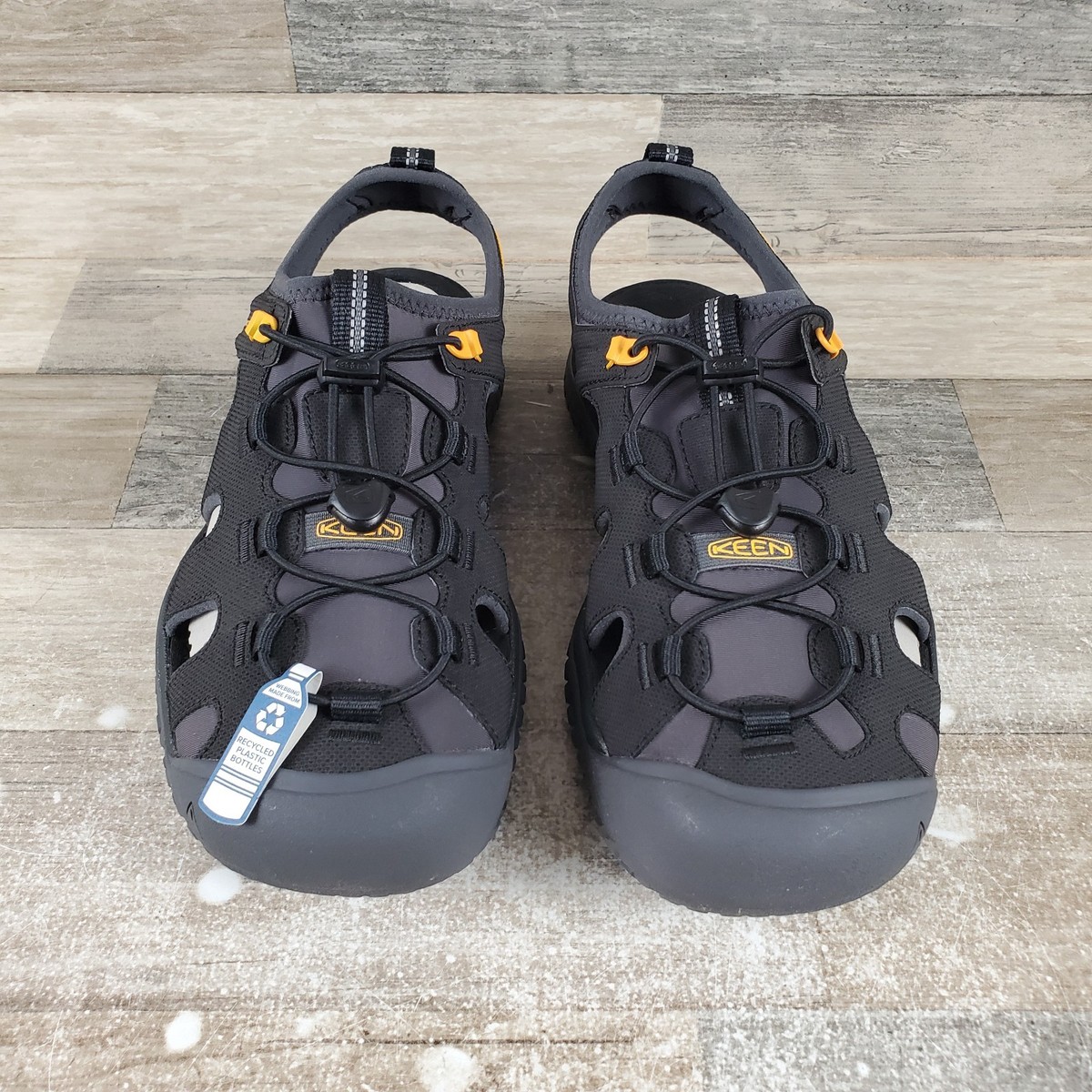 New! Keen Solr Hiking/Water Sandal Black/Gold Ankle Strap Toggle Mens 7 Women 9 Amazon.com | Men main image 2