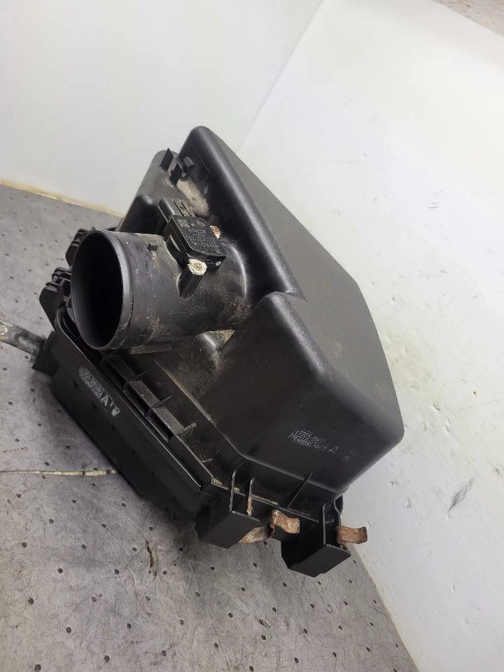 Air Cleaner 2.4L 2AZFE Engine Fits 09-13 MATRIX 1678741 - Image 3 of 4