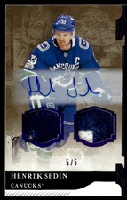 2019-20 UD Artifacts Dual Patch Auto Purple 5/5 Henrik Sedin Auto #154