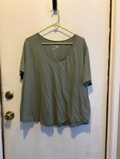 Terra  Sky Women's V-Neck T-Shirt with Short Sleeves Green Size 3X