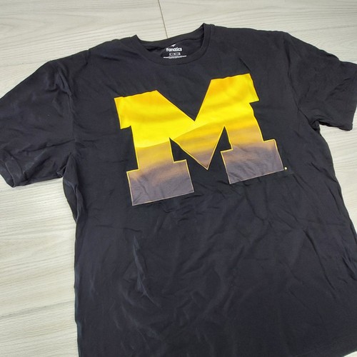 Michigan Wolverines T-Shirt Mens XL Big M Football Athletic Fanatics Sports