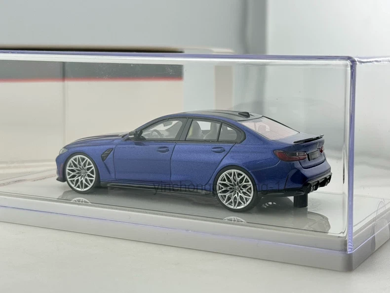 Rolls-Royce 1/43 Hyperion, a super stylish convertible resin sports car - Image 4 of 4