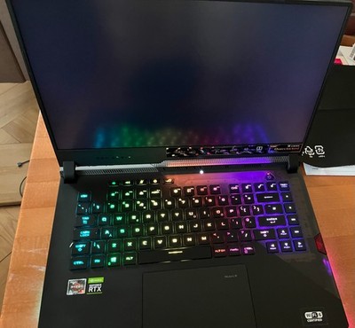 Asus Rog Strix Scar 15 G533QS gaming Laptop