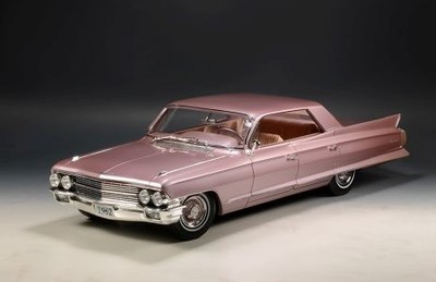 Cadillac Sedan de Ville heather metallic 1962 STM1962502   1:18 GLM  Stamp Model