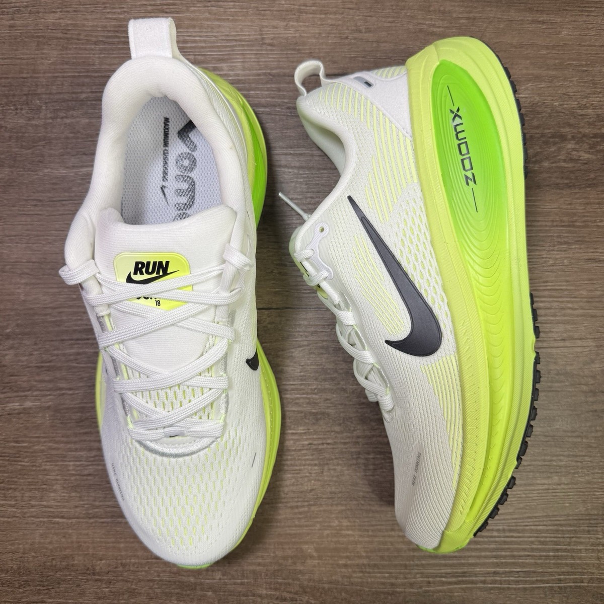 Nike Vomero 18 'White/ Black-Electric Green' Men's Size 7 HM6803