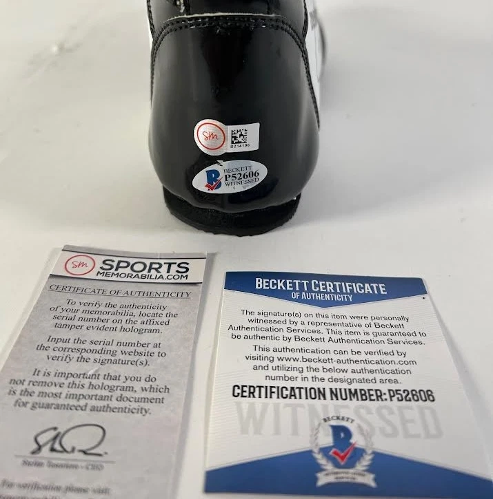 Floyd Mayweather Jr. Autographed/Inscribed "50-0" The Money Team Shoe BAS COA - Image 4 of 4