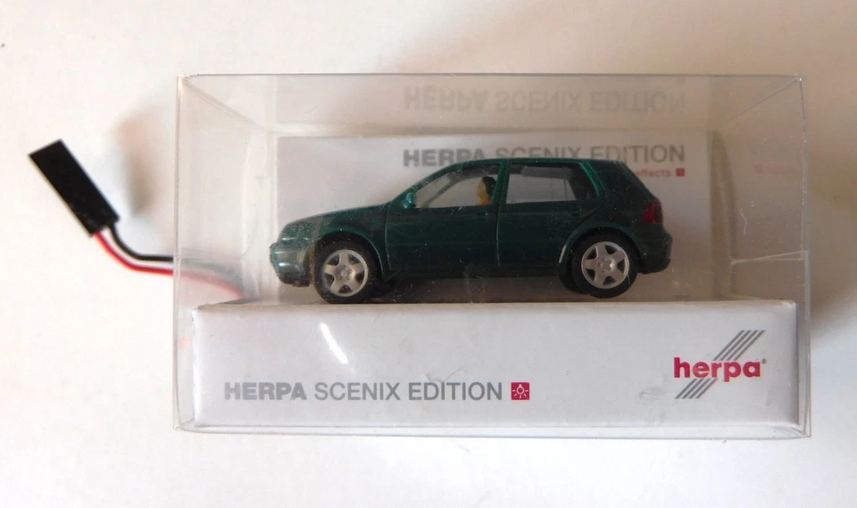 Herpa Modellautos 1:87, VW Golf IV Scenix Edition 461375, Beleuchtung, OVP - Bild 2 von 3