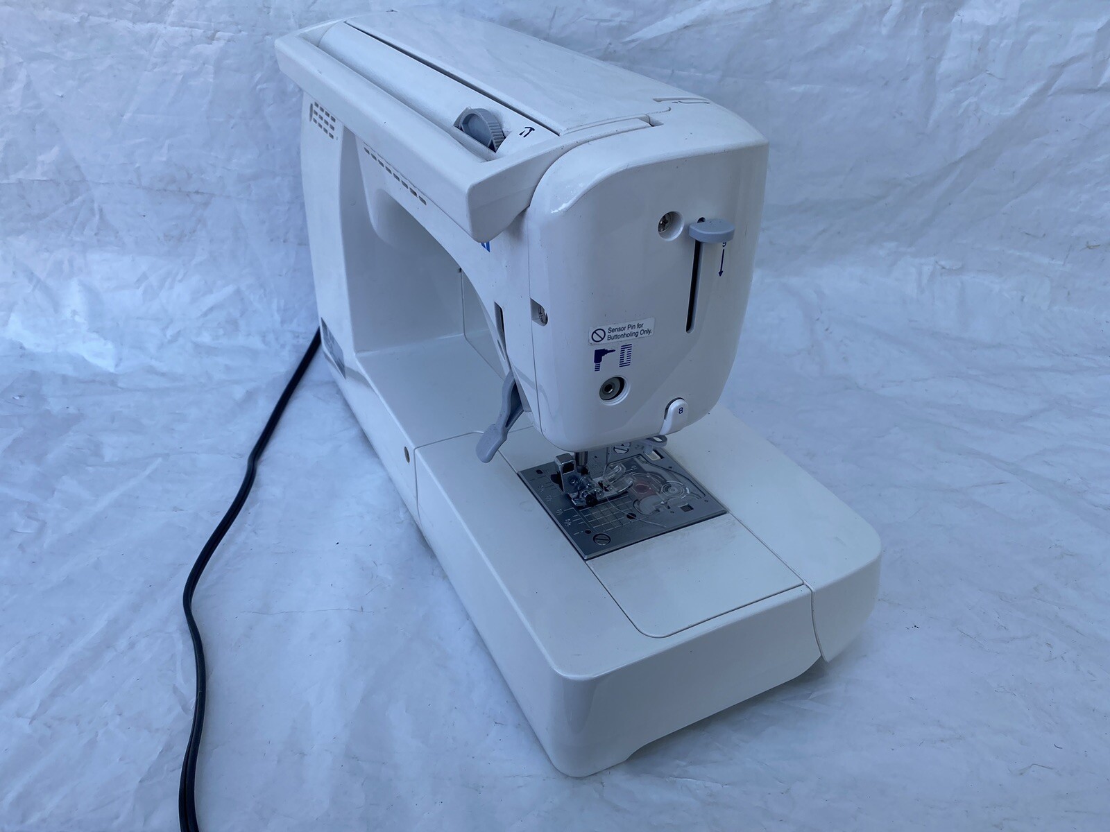 Juki HZLF600 Computerized Sewing and Quilting Machine 189684000190 eBay