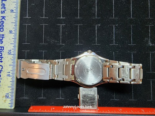 Casio 100m Men's Dive Watch Parts/Repair Only - Picture 2 of 2