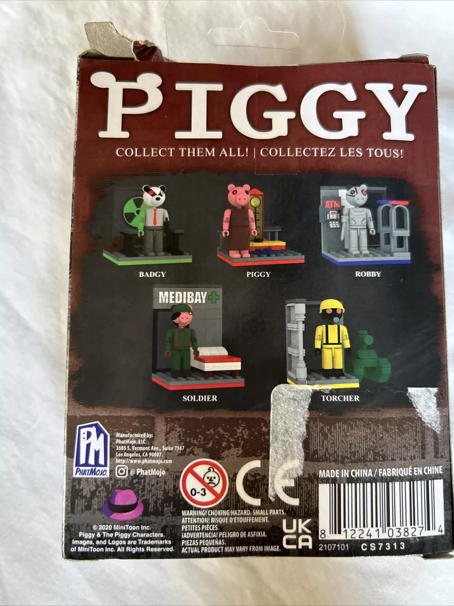  PIGGY - Badgy Figure Buildable Set - Badgy Building Brick Set  Series 1 - Includes DLC : Toys & Games