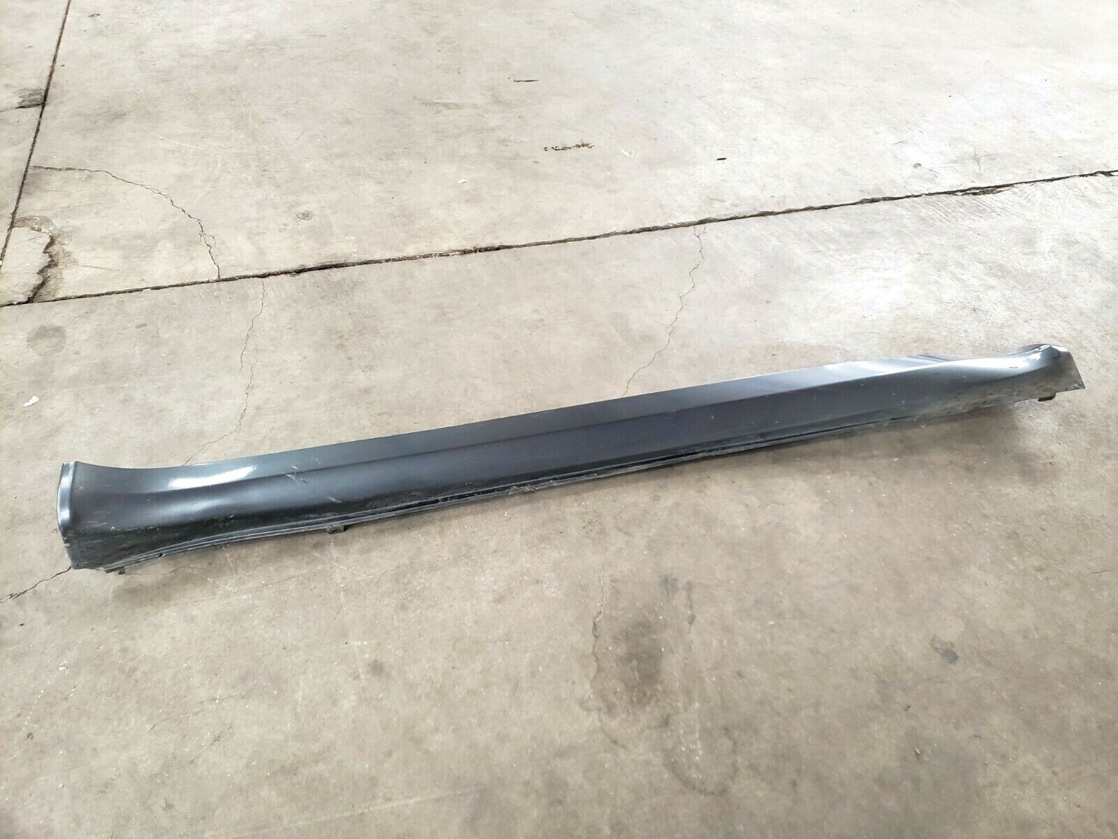 04-08 MASERATI QUATTROPORTE M139 RIGHT PASSENGER SIDE SKIRT ROCKER PANEL 529 OEM