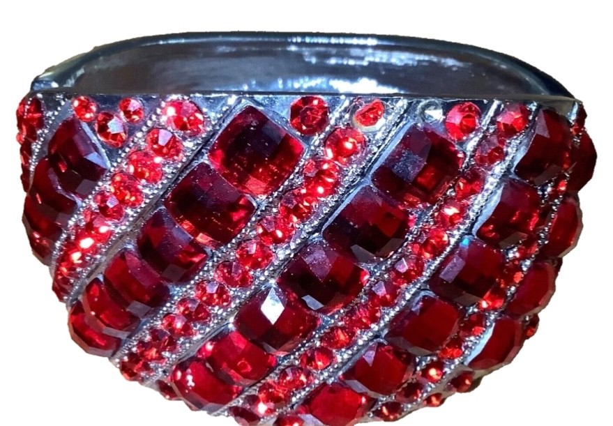VINTAGE 1970s RUBY RED SILVER HINGED RHINESTONES … - image 2