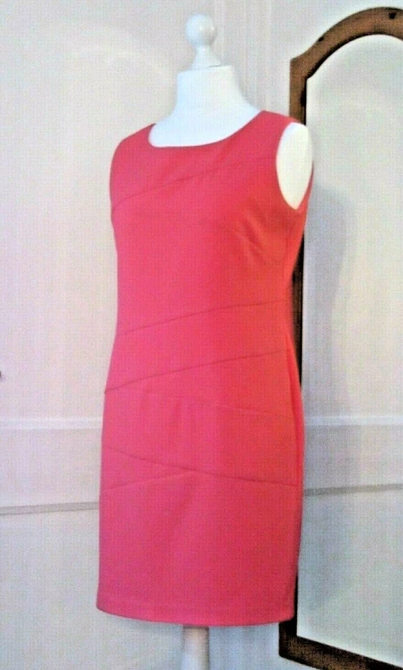 RONNI NICOLE SALMON PINK FORMAL DRESS SIZE 12 - Image 2 of 4
