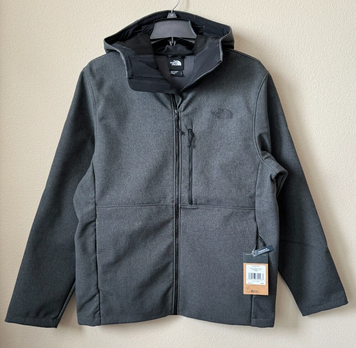 The North Face Men's Apex Bionic 3 Hoodie Water Repellent Softshell Jacket
Opens in a new window or