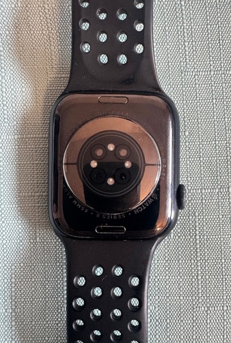 Apple Watch Series 8 GPS + LTE 45MM Midnight Aluminum Case Midnight Band - Zdjęcie 6 z 9