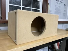 Custom Universal 8" Ported Subwoofer Enclosure / Speaker Box 33Hz 0.67 cu. ft.