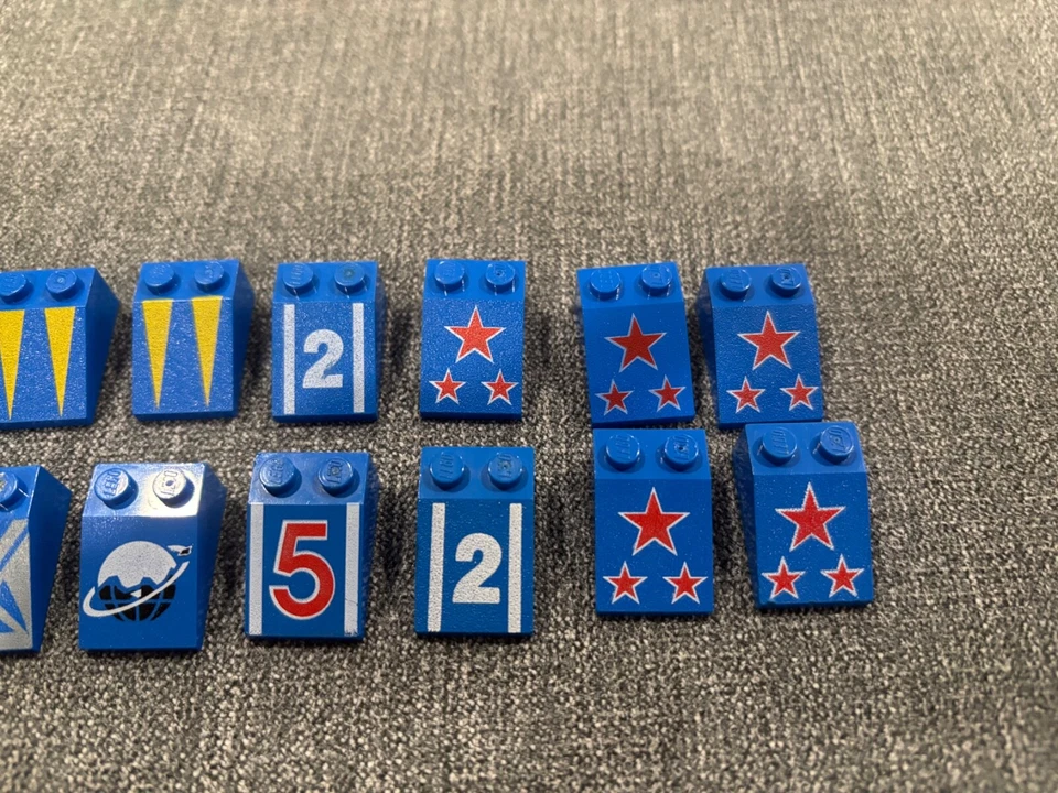 LEGO - Slope 33 3 x 2, Blue, Part #3298, Quantity = 20, Variety of Prints - Image 4 of 4