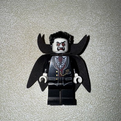 LEGO Minifigure Monster Fighters Lord Vampyre MOF007 with Cape 9468