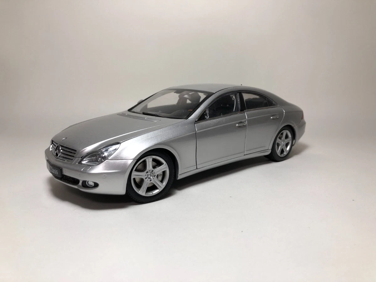 Kyosho Mercedes-Benz 1:18 Scale Diecast Cars, Trucks & Vans for