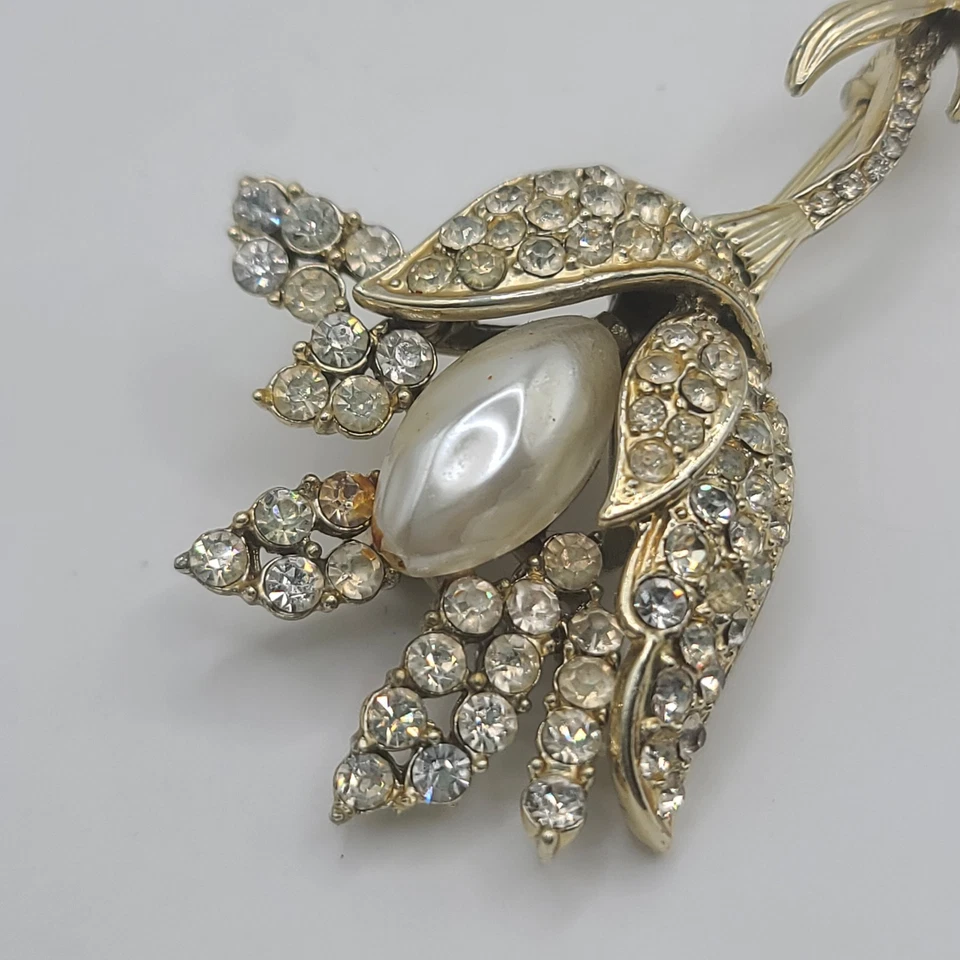 Vintage Coro Brooch Rhinestone Flower Faux Pearl Signed Gold Tone READ - Image 2 of 4