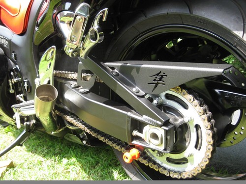 1999 - 2020 Suzuki HAYABUSA Chain Guard GSX1300R All Years Chainguard 2019 2018 - Picture 3 of 4
