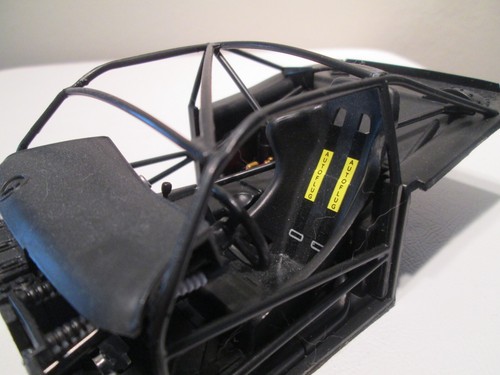 1 : 18 Käfig / Schalensitz bzw Sportsitz / Sportlenkrad für Tuning bzw Umbau