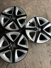 GENUINE Toyota 17 Inch Alloy Wheels