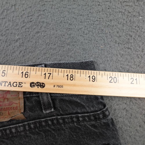 Vintage Levis 550 Shorts Herren 40 Schwarz Relaxed Fit Denim Made USA Cutoff 90s - Bild 9 von 10