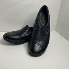 CLARKS In Motion Loafers Womens Sz 8M Black Leather Comfy Normcore Casual Ladies