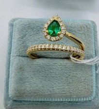 Pear Cut Simulated Green Emerald Pretty Wedding Ring In 14k Yellow Gold Plated