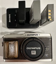 Olympus PEN E-P1 Silver Body  Custom Wood Grip  3x Batt VTG Y2K - READ