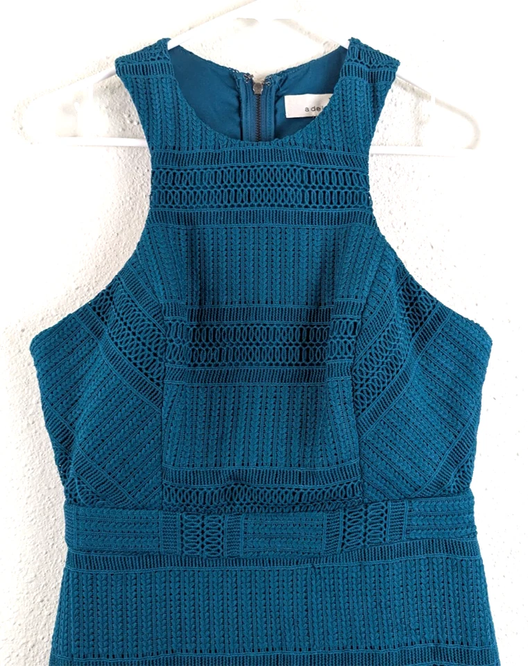 Vestido Adelyn Rae talla M verde azulado ganchillo encaje geométrico volantes dobladillo funda sin mangas 3077 Foto 2 de 4