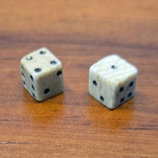 Vintage Stara antyczna ręcznie robiona mała para kości 1/4" x 1/4"