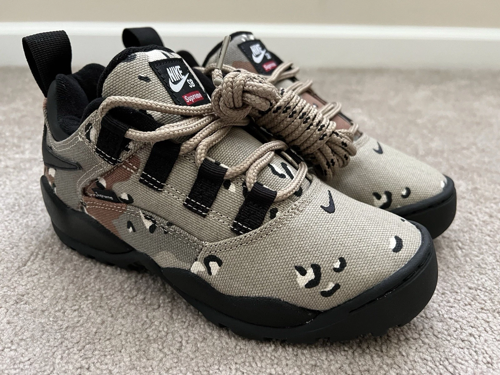 Chaussures Nike SB Darwin Low Supreme « Desert Camo » homme pointure 4,5 [FQ3000 200] neuves