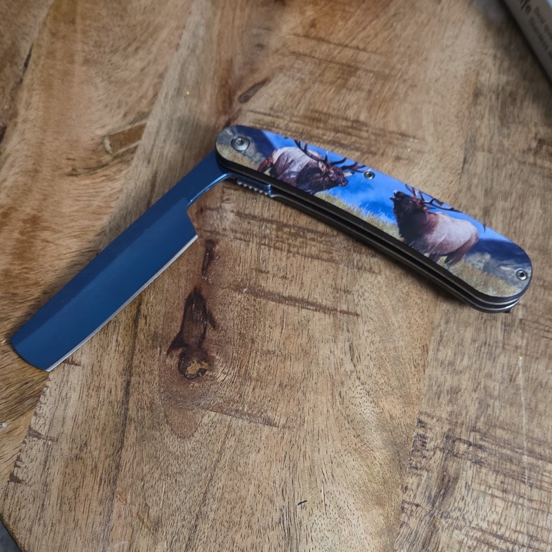 Elk Folding straight razor Elk Print Handle Blue Stainless Cleaver Blade.