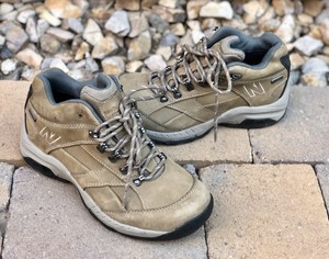 new balance 977 womens