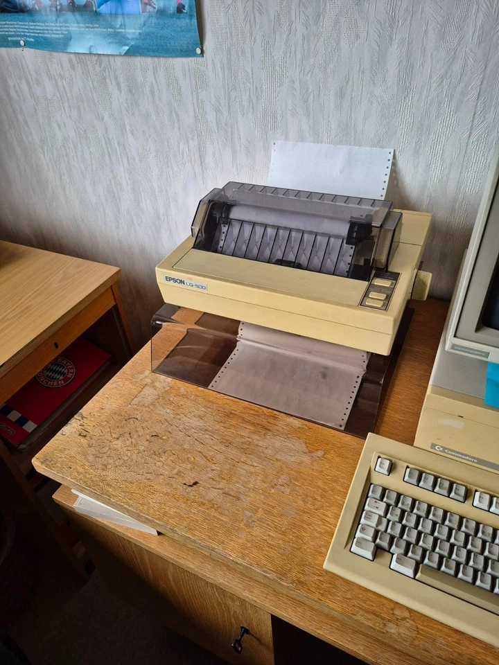 Commodore PC10-III Konvolut mit PC, Monitor, Tastatur und Drucker (ungetestet) - Bild 2 von 2