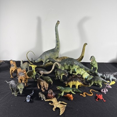 1988 Lot of 19 The Carnegie Safari Toy Dinosaur Brachiosaurus T-Rex Camarasaurus