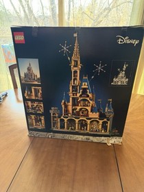 LEGO Disney: The Disney Castle (43222)