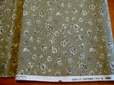 2 yards  Classic Cottons 2000 vintage Fabric roses quilting general sewing
