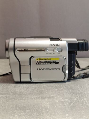 Sony PAL CCD-TRV438E PAL HI8 8mm Video8 Camcorder - For parts or repair - Picture 2 of 10