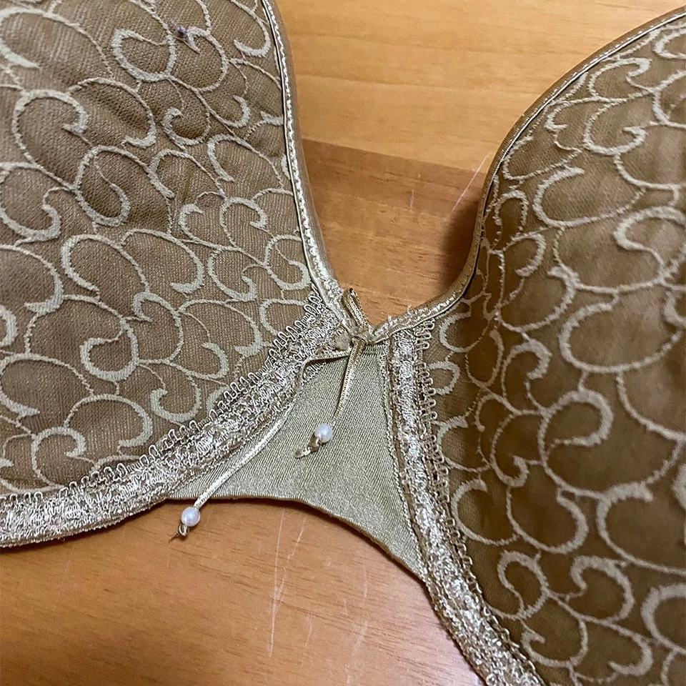 Triumph Reggiseno Oro 85D Classico Elegante Made in Italy Retro Vintage - Imagen 2 de 4