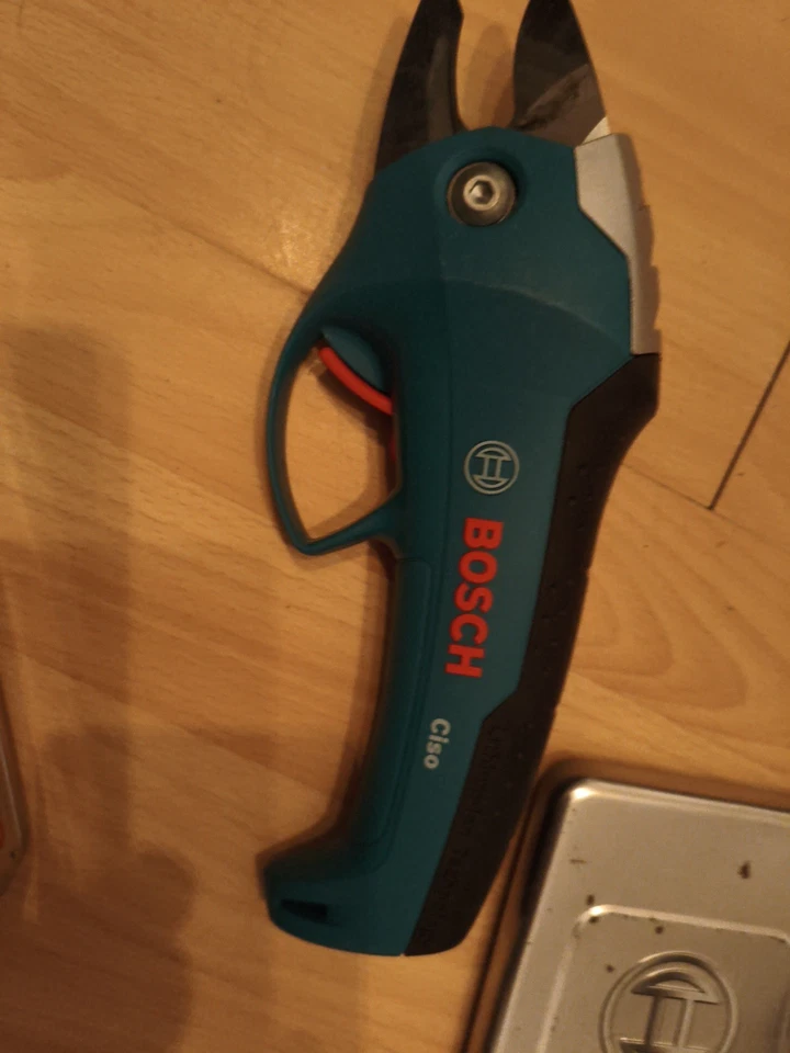 Bosch CISO Gartenschere/Astschere mit Lithium-Ionen-Akku Gebraucht - Bild 2 von 4