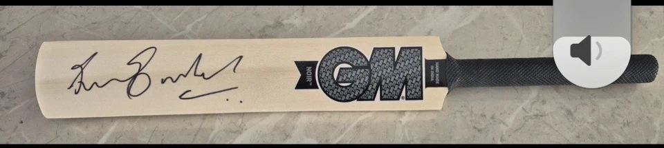 *SIGNED* SUNIL GAVASKAR (India) KOKKABURRA LABEL MINI CRICKET BAT *LAST ONE* - image 2 of 2