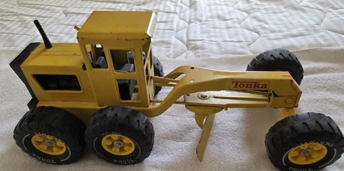 Vintage Steel Road Grader MR970 Tonka Yellow Pressed Construction Toy 1960s-1970
