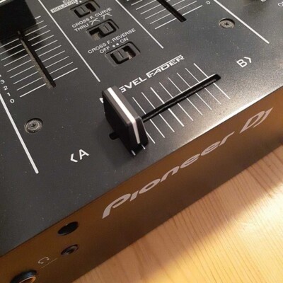 Pioneer DJM-450 Performance DJ Mixer 2-Channel 2ch DJM450 | eBay